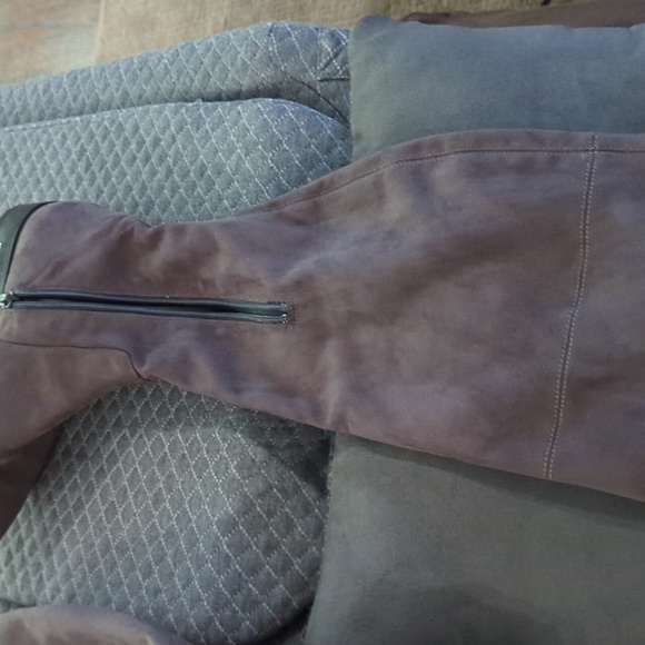 Guess Over the Knee Boots Grey - Picture 8 of 11